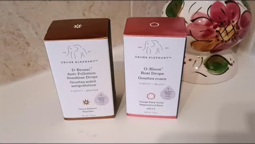Despina Constantin on Instagram: "The Ultimate Sun-Kissed Glow With Drunk Elephant D-Bronzi™ Anti-Pollution Sunshine Drops This antioxidant-rich, peptide-infused serum delivers a bronzy wash of colour while boosting skin’s elasticity and supporting healthy barrier function D-Bronzi is loaded with antioxidant-rich compounds, like cocoa and white tea extracts, and replenishing virgin marula and black currant seed oils to nourish skin while supporting its natural defences against environmental stre