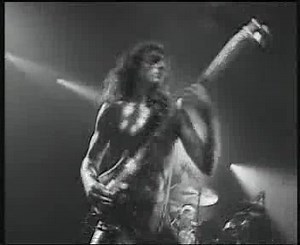 Manowar - Carry On