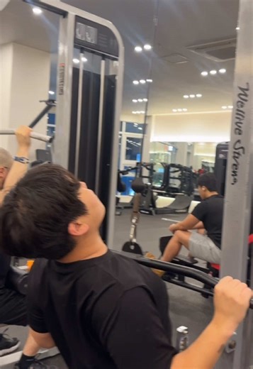 A busy day! Do you have a diver’s license and how was it? I actually did mine in Germany before and it was so hard!! #driverslicensekorea #internationalstudent #국제커플 #internationalcouple #lifeinkorea