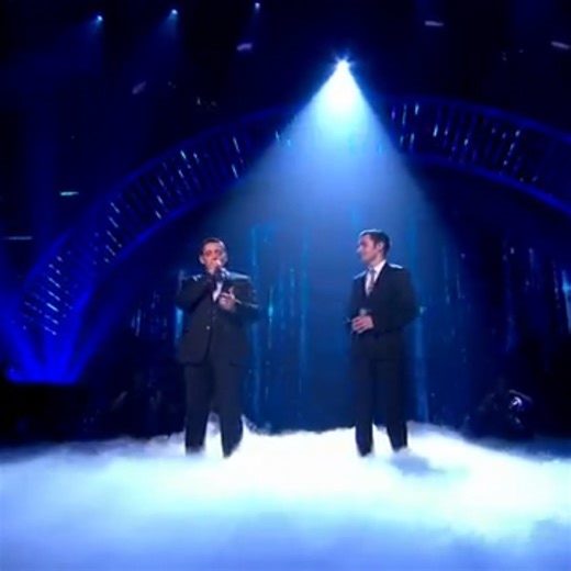 Richard and Adam singing 'The Impossible Dream'. | Saoirse Ronan Italia.