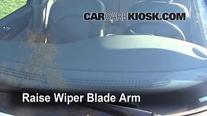 Front Windshield Wiper Blade Change: 2000 Ford Taurus SE Comfort 3.0L V6 Wagon