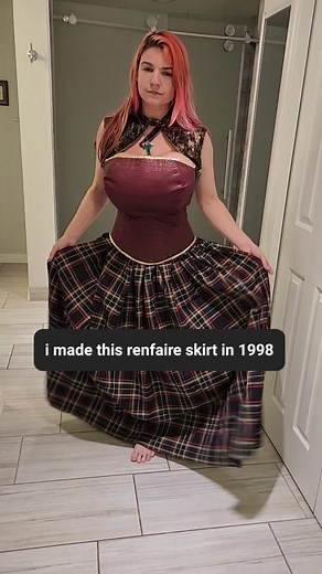 I made the skirt (1998), the corset (2021), and the bolero (2022). Time to add #pockets! #sewing #renfaire #90s #outd #costume #cosplay