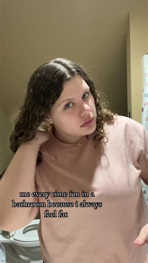 probably gonna delete later but lowkey i always be doing workouts in the bathroom 😂 #fyp #fypシ #foryoupage #viral #workout