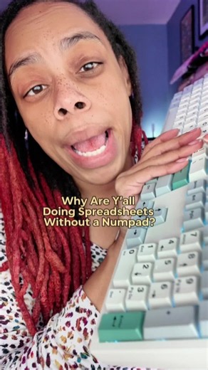 Why are y’all fighting spreadsheets without a numpad? Google Sheets already has enough audacity. You do not need to make your workday harder because a tiny keyboard looked cute on your desk. That’s why I keep coming back to full-size boards like the BOYI K104 Pro. You keep the numpad, you get dedicated media controls, a knob, a screen, a light strip, and it still sounds good enough that your work keyboard does not feel like office equipment. Functional does not have to mean boring. Some of us ha