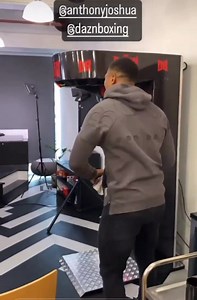 75K views · 987 reactions | Anthony Joshua try his left hook on the punch machine challenge today. .  Arjun Malhi_IG #boxing #AnthonyJoshua #Joshua #punchchallenge #boxeo #AJ | Fight Gist Media | Facebook