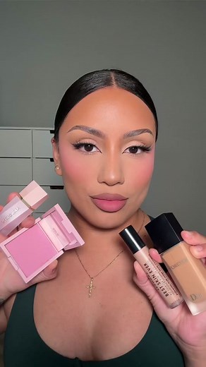 Step by Step Base Routine for Flawless Matte Makeup