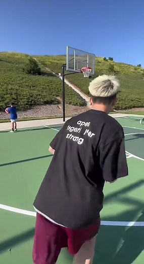 看一次NBA是多少男孩子的梦想.#篮球#nba#梦想