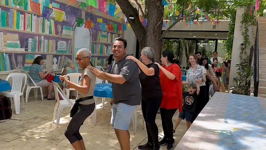 We truly had a blast during today's Storytime! Special thanks to all of you who enjoyed this event and to the volunteers who make the magic happen! | Merida English Library