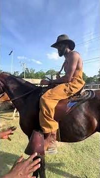 A non-slip tucker saddle #horse