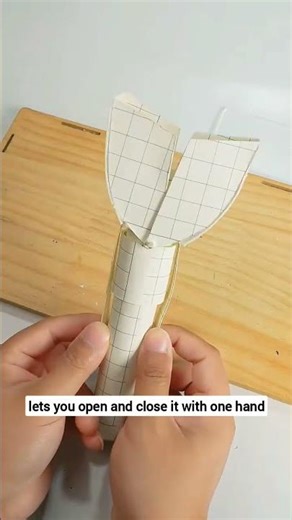 Learn how to make Ultraman Tiga's Spark Lens out of paper