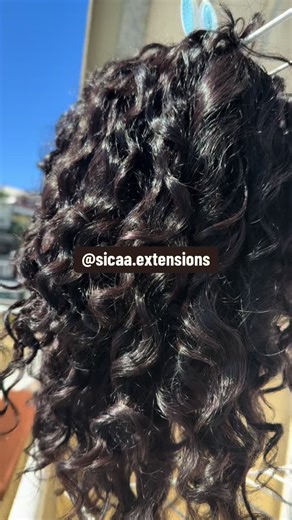 Coucou mes Sicaahairbeauty💕 Je reviens enfin après un long moment d’absence. Je tiens à m’excuser pour le silence de ces derniers temps, parfois la vie nous oblige à faire une pause pour mieux revenir. Je suis de retour avec plein de nouveautés, d’amour et de motivation pour vous proposer les plus beaux cheveux ❤️ Merci à toutes celles qui m’ont soutenue, qui ont attendu patiemment et qui continuent de me faire confiance 🌺❤️ Place maintenant à la reprise Les nouveautés arrive bientôt Rester to