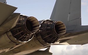F-15发动机测试，尾焰太刺眼