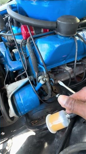 Fuel SPILLED everywhere changing this hose. All the bad stuff happens off camera lol #fuelsystem