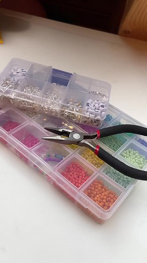 📿🫧Welche findet ihr am schönsten?❤️🛍️#perlenkette #perlenketten #perlenketteselbermachen #perlenkettenselbermachen #kette #amazon #farbe #farben #schön #4ketten #selfmade #fouryou