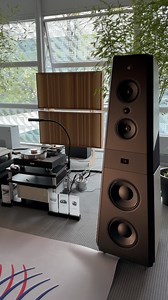 Audiophile HighEnd Analogue Sound System ❤️🔥 Bergmann Air Suspension Turntable ⚙️🔊 #audiophile #highend #audio #stereo #sound #music #hifi #system #speaker #setup #hiend | Audiophile HighEnd Audio