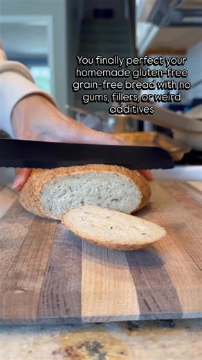 Erin Kenney, MS, RD, HCP, CPT on Instagram: "Comment “bread” and I’ll send you the recipe! 🍞 Gluten free breads are often full of ingredients that can actually make your gut feel worse like gums, preservatives, or low fiber flours that leave you feeling constipated 💩 When working with clients I like to help them find options that make them feel better during their gut healing journey. To work 1:1 with me, go to NutritionRewired.com Erin Kenney, MS, RD, LDN, HCP, CPT✨ #nutritionrewired #glutenf