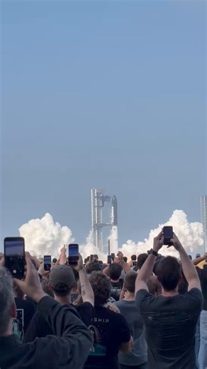 H3ロケットの倍の高さ、約10倍の重さ、打上げ能力は一桁上のスターシップしかも完全再利用型と来ています控え目に言って化け物級のロケットです
