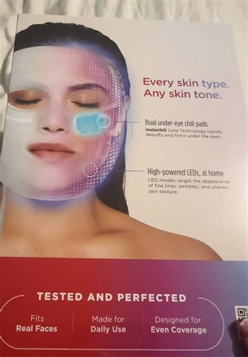 Unboxing my shark mask 🙌🏼 been using it for a few weeks and absolutely love it. @Shark Beauty #sharkcyroglow #shark #facemask #sharkbeautyuk #fyp