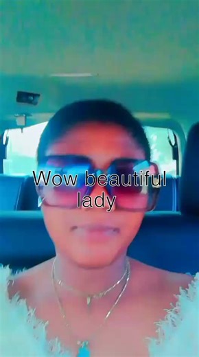 Akousa lips (@akousa.lips)’s videos with original sound - Akousa lips