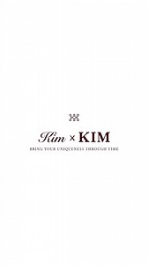 Kim x KIM 1 năm nhìn lại Được xây dựng từ niềm đam mê và mong muốn tạo ra những bộ suit may đo hoàn hảo, một năm qua với Kim x KIM không chỉ là hành trình phát triển một thương hiệu thời trang, mà còn là hành trình đồng hành cùng khách hàng để hoàn thiện những bộ trang phục mang đậm dấu ấn cá nhân. Đội ngũ thương hiệu luôn đặt tâm huyết vào từng đường kim, mũi chỉ để mang đến không chỉ là một bộ âu phục mà hơn thế là một nhân chứng cho những cột mốc đáng nhớ trong đời mỗi khách hàng. Cảm ơn tất 