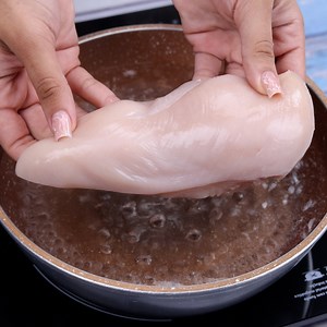 147K views · 1.9K reactions | Dip the chicken in boiling water! | Recipes Learn | Facebook