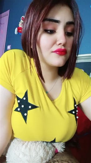 Stylish Yellow Star Pattern T-Shirt Review
