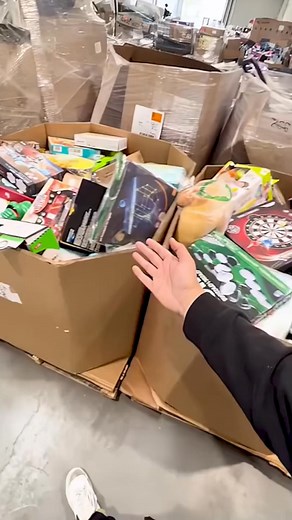 🎁 ¡Descubrí la emoción con VIP BOX! La caja misteriosa de tecnología más exclusiva de Argentina 🔥 💵 Pagás recién cuando te llega el producto a tu casa. 🚚 Entrega rápida en 24 a 48 horas hábiles en toda AMBA. 10% OFF pagando por transferencia Cada VIP BOX es una experiencia única con productos originales, de calidad y de mayor valor al que pagás. 💎 Más de 7.500 clientes felices ya viven la experiencia VIP. 👉 Pedí tu VIP BOX hoy, recibila en tu casa y pagá al tenerla en tus manos. | Vip Tien