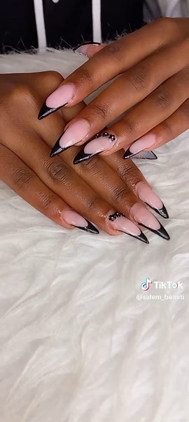 Nail Design Class: Learn Creative Techniques