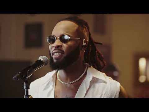Pheelz ft Flavour - Steppin (Live Performance)