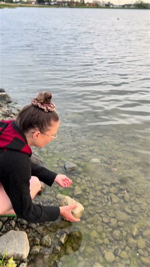 Magic stone. #magic #magictrick #sea #magicstone #fypシ゚