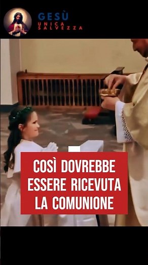 This is how Communion should be received #communion #jesus #eucharist
