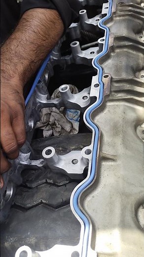 Engine Valve Cover Gasket Replacement and Installation Guide #shortsfeed #engineblock