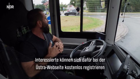 Autonomer Linienbus der Üstra auf Probefahrt in Burgdorf