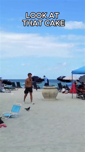 Gabriel Rabinowitz on Instagram: "It’s all about that key lime definition! 🍰🍋"