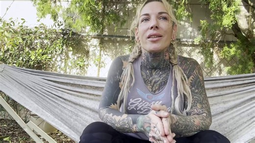 What is going on with Lindsay Snow? #SHINE85 WWN & SHINE Wrestling present #SHINE85 Sunday, January 11th - Clearwater, FL - 5 PM EST Six Woman Mayhem "The Florida Ma'am" Lindsay Snow vs. Joiya Blake vs. The debuting "Pretty Poison" Gianna Gage vs. Kaia McKenna vs. Sofia Sivan vs. WWN Proving Ground Women’s Champion Emily Locke Tickets, Info & Live Stream at http://WWNLive.com | SHINE Wrestling