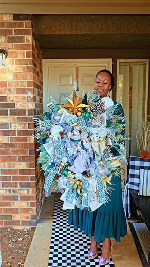 ✨The one woman show must go on!✨ Sharing this stunning Nativity wreath that truly captures the meaning of the season. 💫 Featuring elegant golds, greens, and silvers, it’s a beautiful reminder of the reason we celebrate Christmas. 🎄💖 Perfect for adding a touch of faith and sparkle to your holiday decor! 🌟 #CarolynYanceyDesigns #NativityWreath #ChristmasDecor #OverTheTopDesigns #HolidayElegance #HappyFriday #FaithAndFestive | Carolyn Yancey Designs