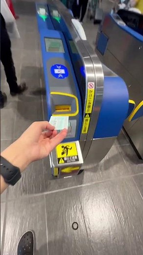 敦賀駅の乗り換え改札をWESTERポイント全線フリーきっぷで通過するシーン #敦賀#新幹線