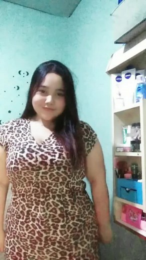 Stylish Hand Gestures Tutorial in a Cozy Space