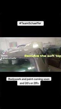 2000 Lincoln Town Car fender replacement and cloth top removed