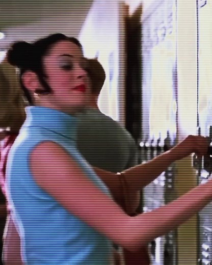 Jawbreaker Movie Review: Plot and Key Scenes Explained