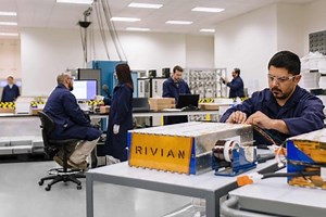 Rivian to Debut 800 HP Electric Truck at LA Auto Show