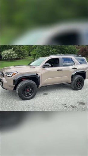 New 4Runner vs Land Cruiser: Specs & Features Compared