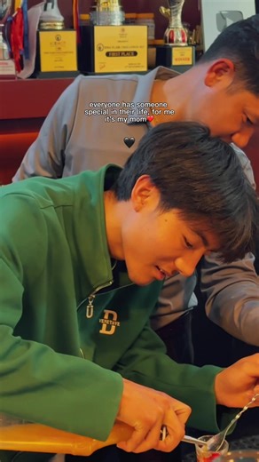 Mastering the Rainbow Shot: A Bartender's Guide