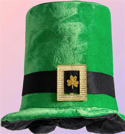 Green Velvet Leprechaun Top Hat With Shamrock Buckle – Irish Party Costume Accessory - Etsy
