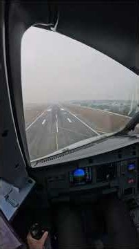 RVR1400 and INSANE LANDING IN DEHRADUN??? #aviation #landing #airbus #cockpit #flyingbeast