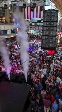 Crowds in Louisville go wild as USA scores goal against Belgium in World Cup