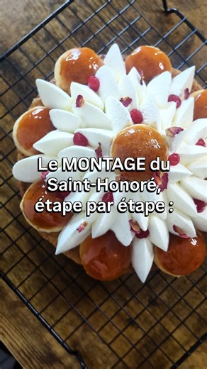 | Héloïse Château | on Instagram: "Le montage d’un Saint-Honoré, étape par étape ✨ Ici, la base est faite avec des chutes de feuilletage de galette. Un exemple parfait de comment transformer les restes en vrai dessert. On va ensuite retrouver des choux craquelins caramel garnis de crème mousseline vanille, un gel hibiscus et une chantilly vanille. 💯 👉 Tu veux une vidéo de la recette de la pâte à choux ? Écris-moi en commentaire ! Mon challenge : une vidéo pâtisserie/astuces par jour ! Abonnes 