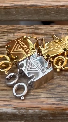 Got a fashion emergency? These three tools might come in handy. #stylehacks #fashiontools #tipsandtricks | Insider Beauty