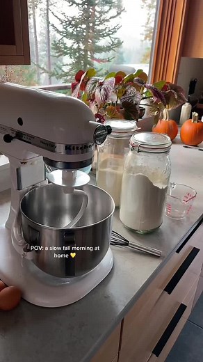 Elise Brulotte (@eliseseats)’s videos with original sound - Emma chamberlain quotes