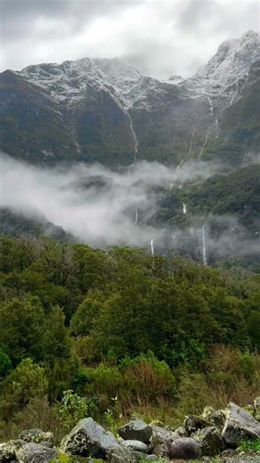 Beauty of majestic mountain views#nature #beautiful #amazing